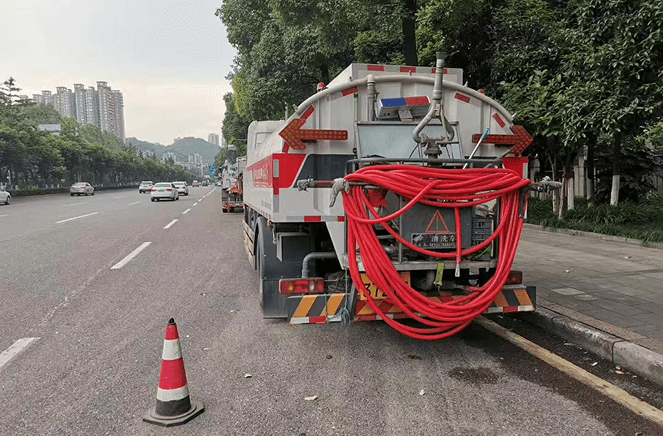 Municipal Road Cleaning