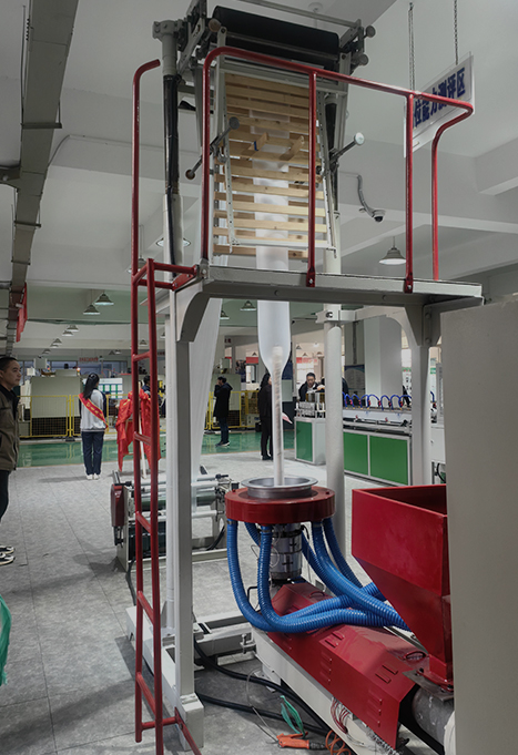 Application of Dedicated Pipelines for Suction Feeders in Automated Production Lines